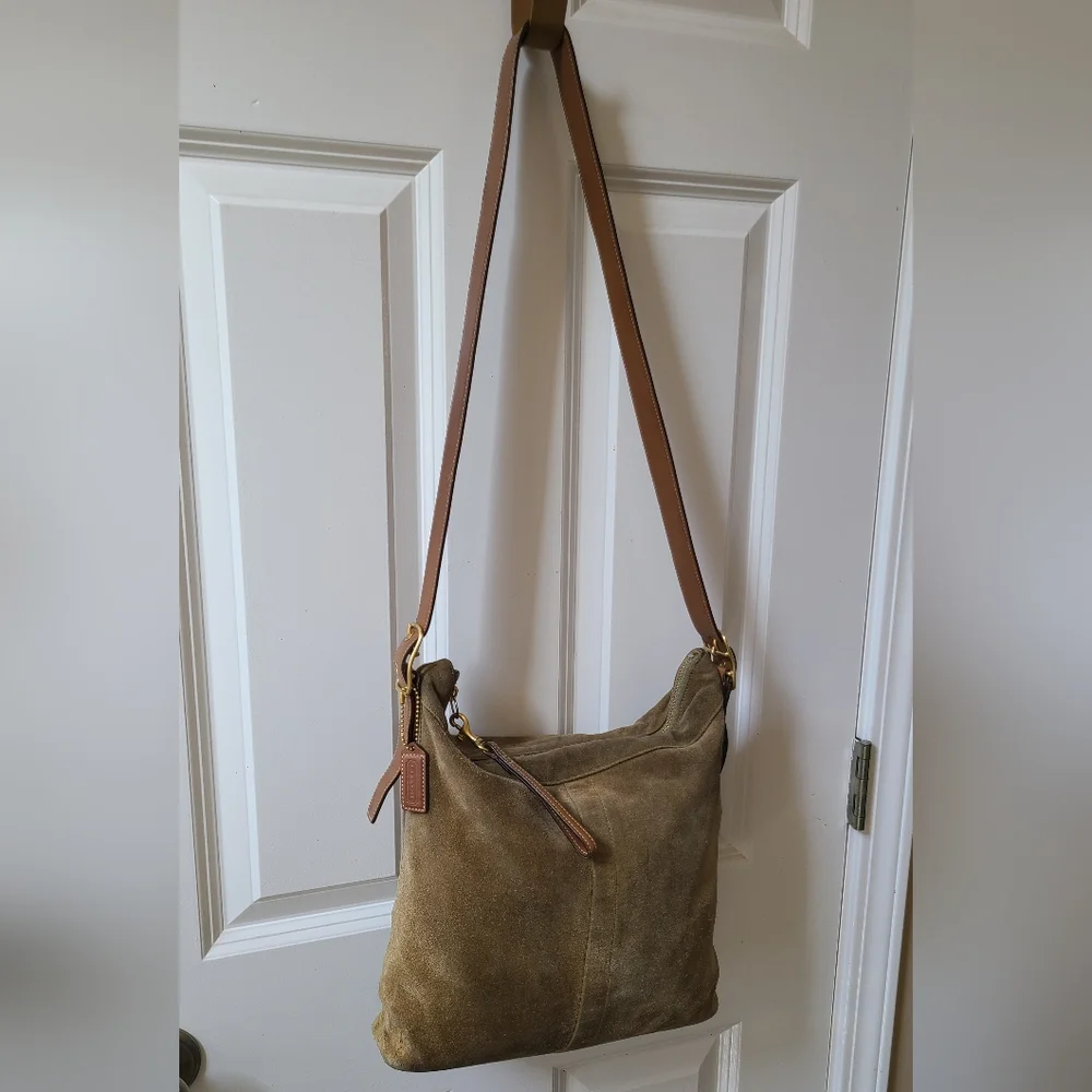 Coach Suede Olive Green Shoulder Bag 9324 - Picture 14 of 16